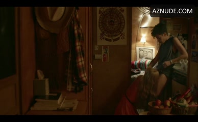 INDIA SALVOR MENUEZ,ROBERTA COLINDREZ NUDE/SEXY SCENE IN I LOVE DICK