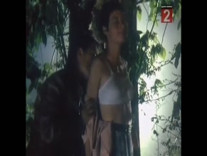 IRINA LACHINA in FRANTSUZSKIY VALS (1994)