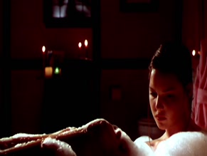 KATHERINE HEIGL NUDE/SEXY SCENE IN BUG BUSTER