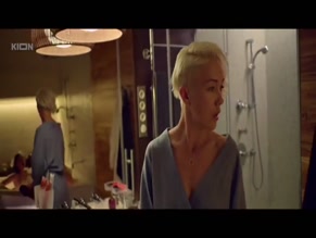 MARINA VOROZHISHCHEVA in KLINIKA SCHASTYA