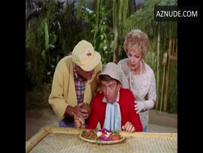 TINA LOUISE in GILLIGAN'S ISLAND