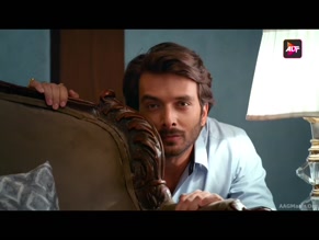 RIYA SEN in BEKAABOO (2019)