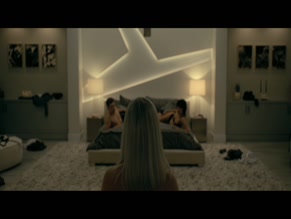 KATE SIEGEL NUDE/SEXY SCENE IN THE FALL OF THE HOUSE OF USHER