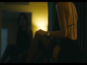 NATALY UMANA in DECADENCIA (2015)