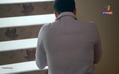 NAVINA BOLE,PRAJAKTA DUSANE NUDE/SEXY SCENE IN CHUMBAK