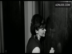 BELLA DONNA in RED ROSES OF PASSION