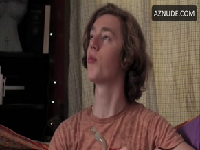 JULIN,MELINDA COHEN NUDE/SEXY SCENE IN AUSTIN HIGH