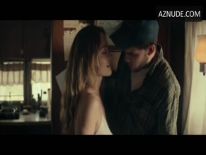 MINKA KELLY in THE WORLD MADE STRAIGHT (2015)