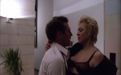 MARIA DEL MAR NUDE/SEXY SCENE IN COLD SWEAT