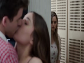 AGUSTINA MINDLIN in MILLENNIALS (2024)