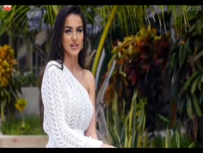 VANESSA WIETRZYK in HOTEL PARADISE (2020)