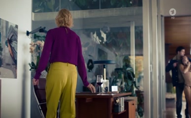 CECILIA STEINER NUDE/SEXY SCENE IN TATORT