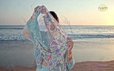 MUSKAAN MOHNOT,GARGI SHIRURKAR,ADITI JAIN NUDE/SEXY SCENE IN FLAUNT