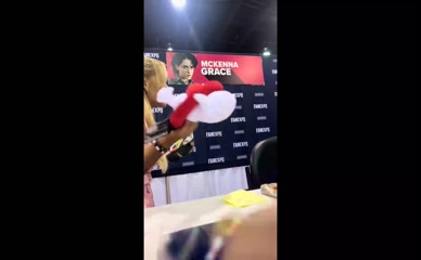 MCKENNA GRACE NUDE/SEXY SCENE IN MCKENNA GRACE FAN EXPO CHICAGO