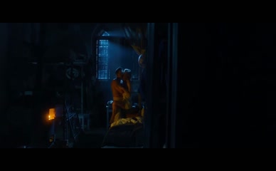 ALINA LANINA NUDE/SEXY SCENE IN NA PARIZH!