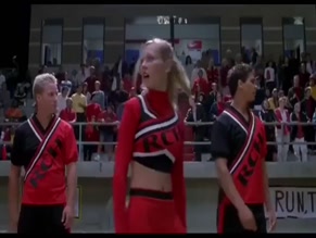 GABRIELLE UNION in BRING IT ON (2000)