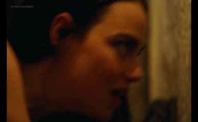 EMMA STONE in POOR THINGS