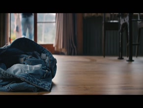 ARIELLE CARTWRIGHT in WHITE BLOOD