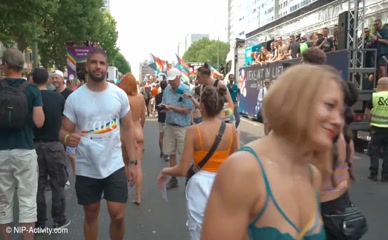 DOLLY DYSON NUDE/SEXY SCENE IN DOLLY DYSON NUDE IN PUBLIC