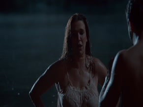 POPPY MONTGOMERY in CHRISTMAS ON THE FARM (2021)