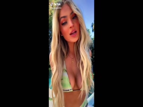 CARRINGTON BROOKE DURHAM in CARRINGTON BROOKE DURHAM TIKTOK (2023)