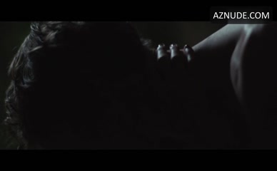 VICTORIA CARMEN SONNE NUDE/SEXY SCENE IN IN THE BLOOD