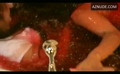 CYN DULAY NUDE/SEXY SCENE IN NIGHT FANGS