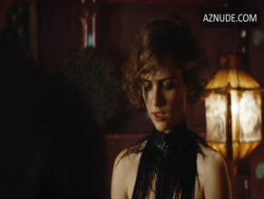 LIV LISA FRIES in BABYLON BERLIN
