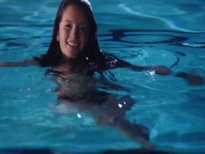 ALICE GRECZYN in THE LYING GAME (2013)