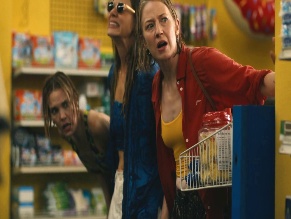 CARRIE COON in THE WHITE LOTUS (2021-)