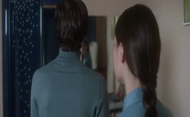 ANASTASIYA ERMOSHINA NUDE/SEXY SCENE IN CHETYRE CHETVERTI