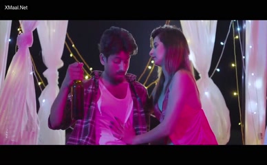 SHYNA KHATRI NUDE/SEXY SCENE IN BIJLI
