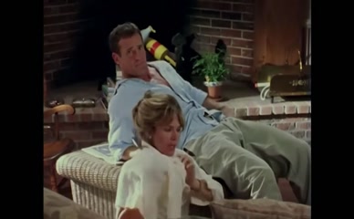 MARY-MARGARET HUMES NUDE/SEXY SCENE IN DAWSON'S CREEK