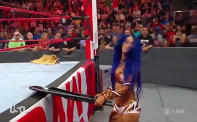 SASHA BANKS in Wwe Monday Night Raw