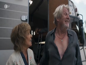 UNKNOWN in PETRA GEHT BADEN (2025)