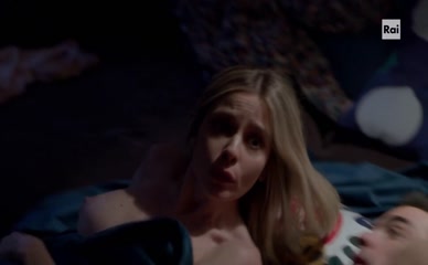 VALENTINA D'AGOSTINO NUDE/SEXY SCENE IN MINA SETTEMBRE