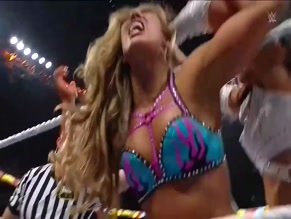 ROXANNE PEREZ NUDE/SEXY SCENE IN WWE NXT HEATWAVE 2024