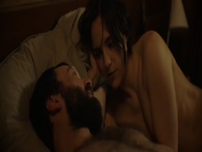 JEHNNY BETH in DIFFERENTE