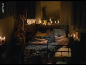 MANON KNEUSE in FLUID