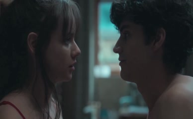 BERTA CASTANE NUDE/SEXY SCENE IN ZOOMERS