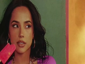 BECKY G in AMOR DE VERANO