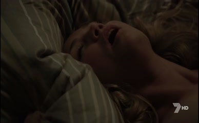 FIONA GUBELMANN NUDE/SEXY SCENE IN 911 NIGHTMARE