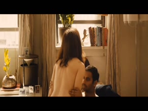 NOEL WELLS NUDE/SEXY SCENE IN MASTER OF NONE