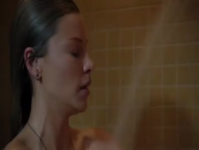 LAUREN GERMAN in CHICAGO FIRE (2012-)