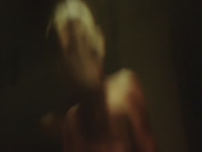 AMANDA BRUGEL NUDE/SEXY SCENE IN INFINITY POOL