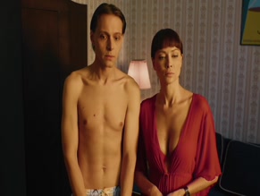 NASTASYA SAMBURSKAYA in OTDOKHNUT PO-LYUDSKI (2025)