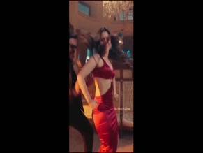 TAMANNA BHATIA NUDE/SEXY SCENE IN F3