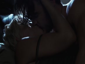 JILLIAN MURRAY,SAMAIRE ARMSTRONG,ANNA LUCA BIANI NUDE/SEXY SCENE IN WINDSOR DRIVE