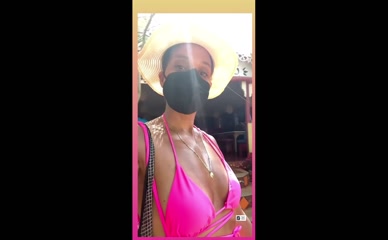 LISA FERREIRA in LISA FERREIRA INSTAGRAM