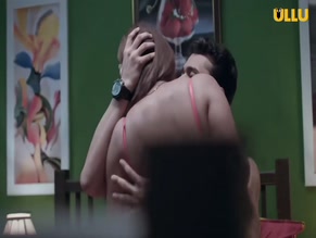 AAYUSHI JAISWAL in HOTSPOT CHARR CHARR